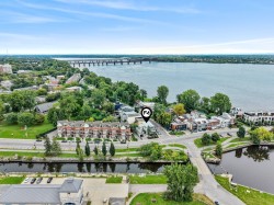 Vue sur l'eau - 