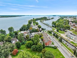 Vue sur l'eau - 