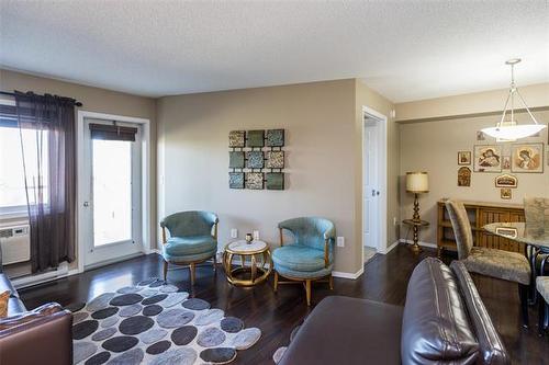 451-230 Fairhaven Rd, Winnipeg, MB 