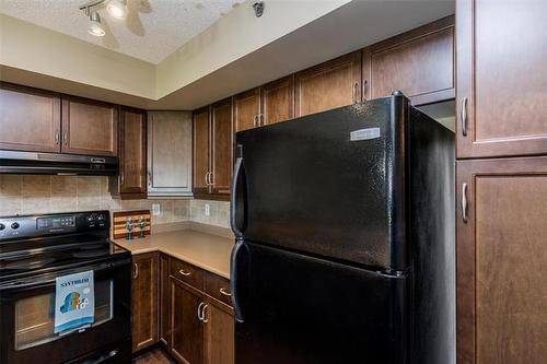 451-230 Fairhaven Rd, Winnipeg, MB 