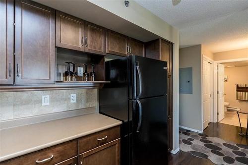 451-230 Fairhaven Rd, Winnipeg, MB 