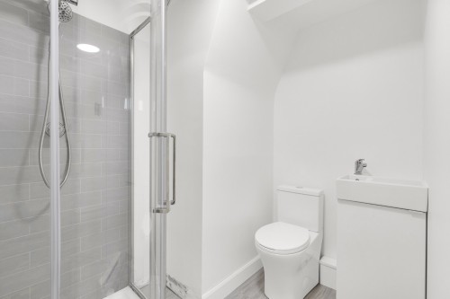 Salle de bains - 17680 Rue Antoine-Faucon, Montréal (Pierrefonds-Roxboro), QC 
