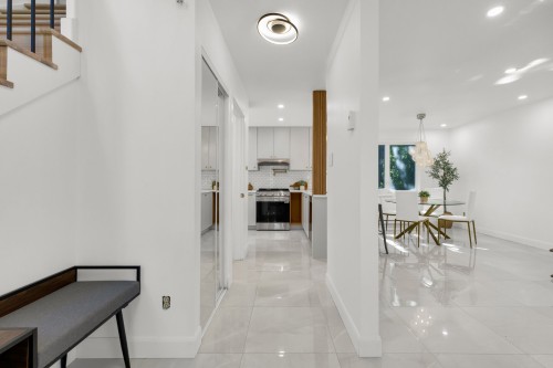 Hall d'entrée/Vestibule - 17680 Rue Antoine-Faucon, Montréal (Pierrefonds-Roxboro), QC 