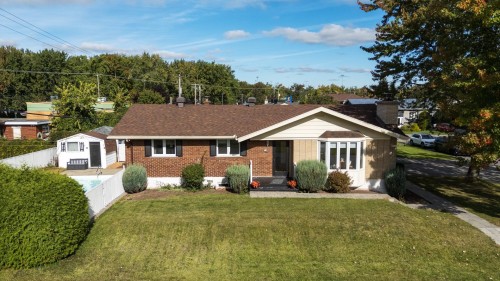 Front of Structure - 5 Rue Paquette, Salaberry-De-Valleyfield, QC 