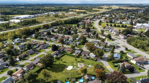 Aerial View - 5 Rue Paquette, Salaberry-De-Valleyfield, QC 