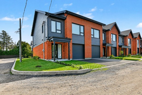 Façade - A-523 Rg De L'Achigan, L'Assomption, QC 