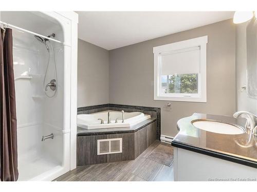 44 Lancefield Cres, Moncton, NB 