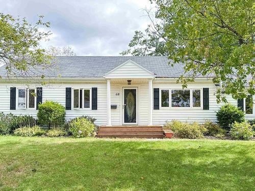 68 Parkview Drive, Charlottetown, PE 