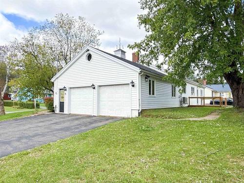 68 Parkview Drive, Charlottetown, PE 