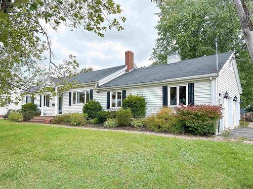 68 Parkview Drive, Charlottetown, PE 