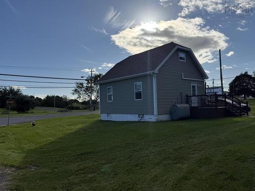 3569 Ellsworth Avenue, New Waterford, NS 
