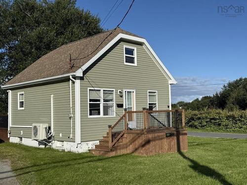 3569 Ellsworth Avenue, New Waterford, NS 