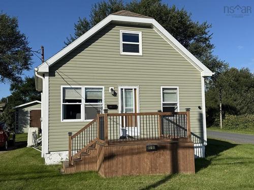 3569 Ellsworth Avenue, New Waterford, NS 