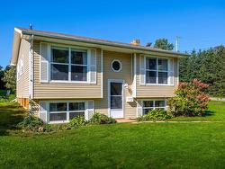 19 Pamwayne Drive Cornwall, PE C0A 1H8