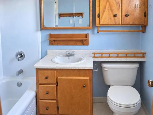 41 Port Bickerton Village Road, Port Bickerton, NS 