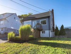 15 Central Avenue  Halifax, NS B3N 2H2
