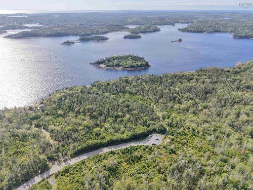 16 Atlantic Street, Blind Bay, NS 