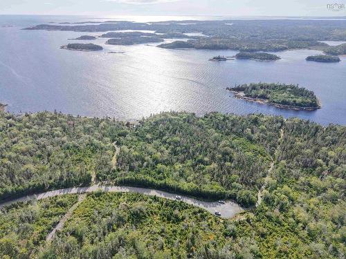 16 Atlantic Street, Blind Bay, NS 