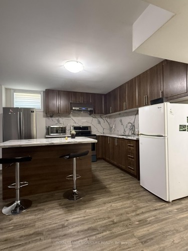 Bsmt-25 Westbourne Avenue , Toronto, ON M1L 2Y1 5