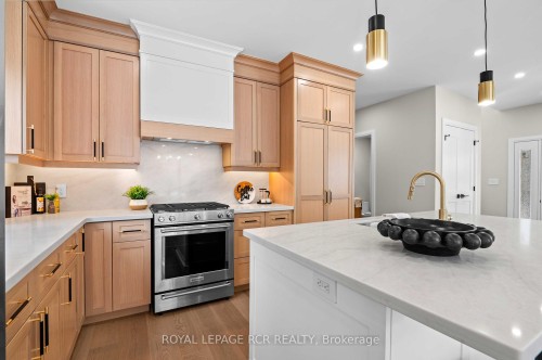7 Henry Street, Orangeville, ON 