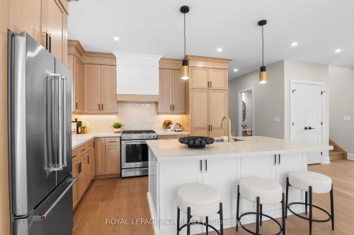 7 Henry Street, Orangeville, ON 