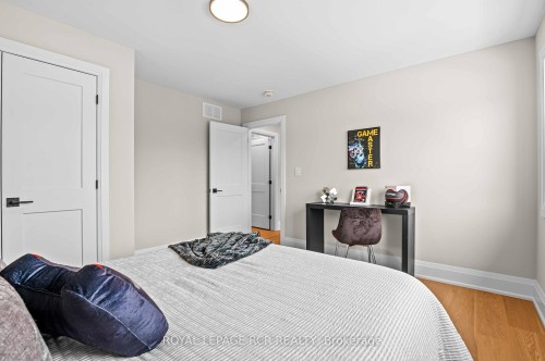 7 Henry Street, Orangeville, ON 