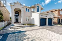955 BRISTOL ROAD W Mississauga, ON L5V 2N9