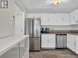Lots of counter/cupboard space! - 