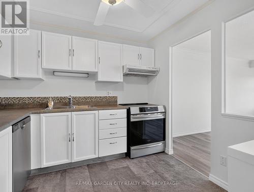 Beautiful floors in every room! - 1107 - 7 Gale Crescent, St. Catharines (E. Chester), ON 