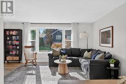 Large windows for plenty of sunlight! - 