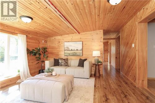 1123 Regional Road 10, Whitefish, ON 