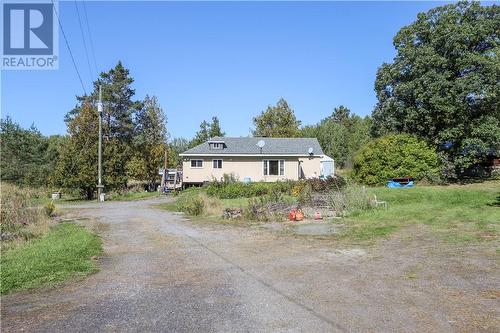 1123 Regional Road 10, Whitefish, ON 