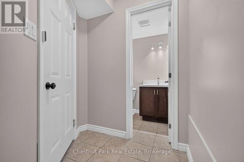 Lower level 2 piece - 1 - 37 Silver Street, Huntsville, ON 