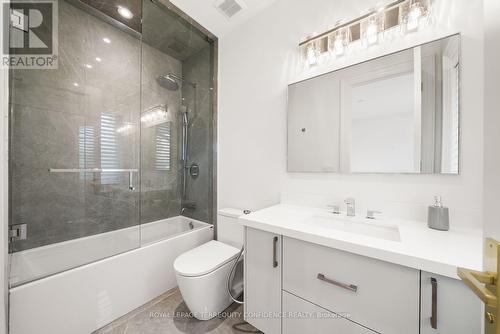 8 Canary Crescent, Toronto, ON 
