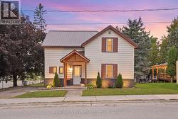 22 TEMPERANCE STREET Perth East, ON N0K 1M0