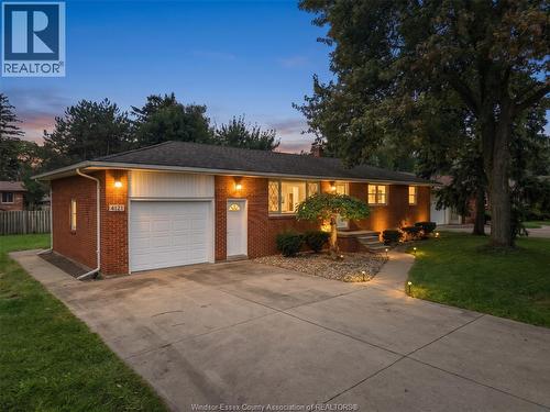 4045 DOUGALL AVENUE  Windsor, ON N9G 1X4