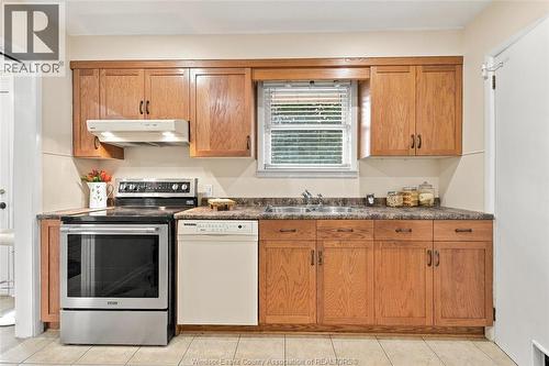 4045 Dougall Avenue, Windsor, ON 