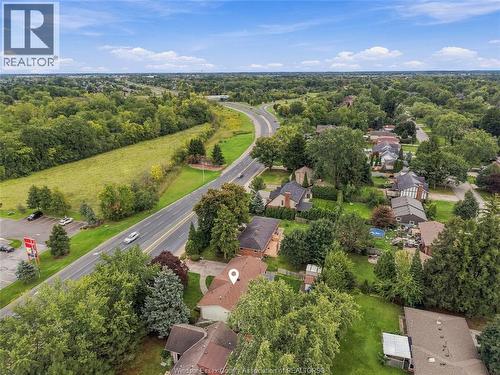 4045 Dougall Avenue, Windsor, ON 