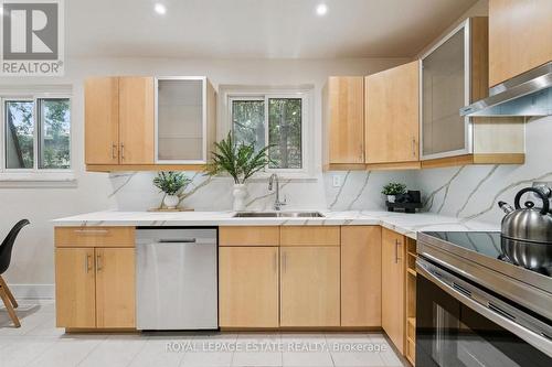 3325 Strabane Drive, Mississauga, ON 
