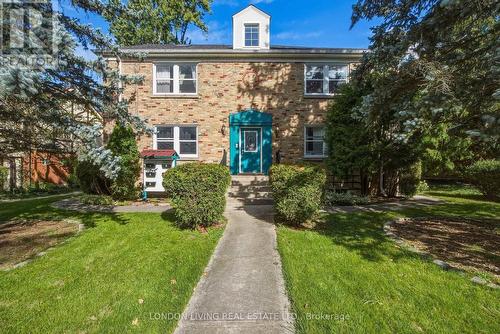 4 - 137 WINDSOR CRESCENT , London South (South F), Ontario N6C 1V9 3