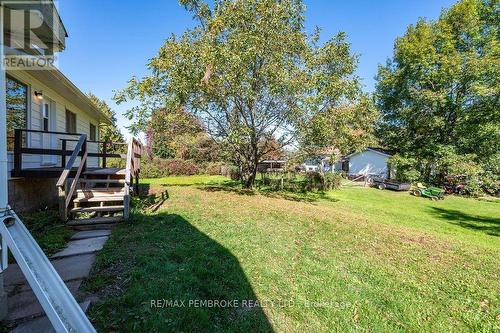 774 Pinegrove Crescent, Petawawa, ON 