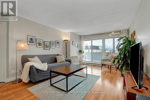 201 - 40 LANDRY STREET , Ottawa, Ontario K1L 8K4 2
