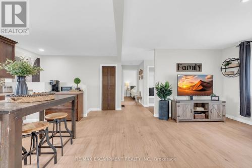 21 Kidd Avenue, Quinte West, ON 