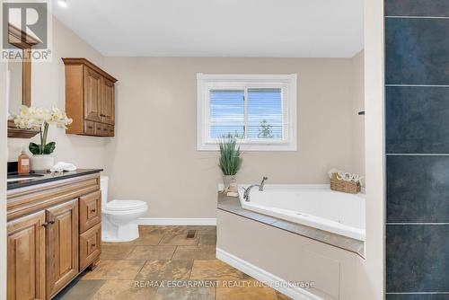 21 Kidd Avenue, Quinte West, ON 