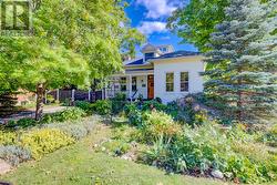 59 ALLEN STREET W  Waterloo, ON N2L 1E1