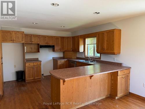 105 Maple Grove Lane, Georgian Bluffs, ON 