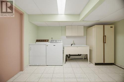1434 Thorndyke Crescent, Mississauga, ON 