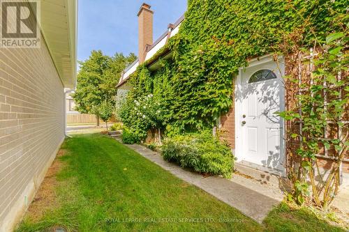 1434 Thorndyke Crescent, Mississauga, ON 