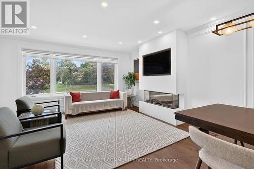 92 Beaver Bend Crescent, Toronto, ON 