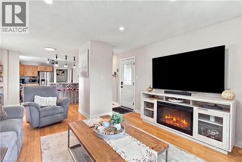 12 Glamis Court, Hamilton, ON 